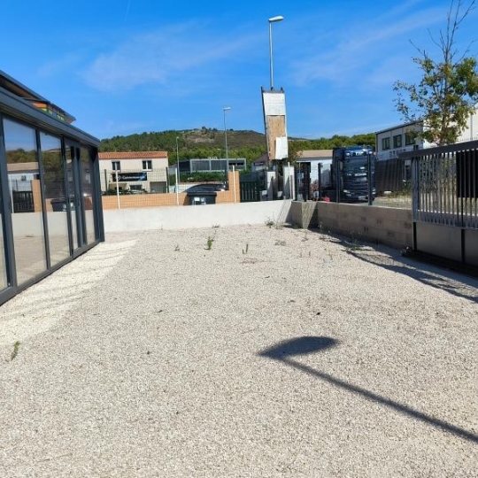 La Nerthe immobilier : Commerces | SAINT-MITRE-LES-REMPARTS (13920) | 220.00m2 | 3 300 € La Nerthe immobilier : Commerces | SAINT-MITRE-LES-REMPARTS (13920) | 220.00m2 | 3 300 €
