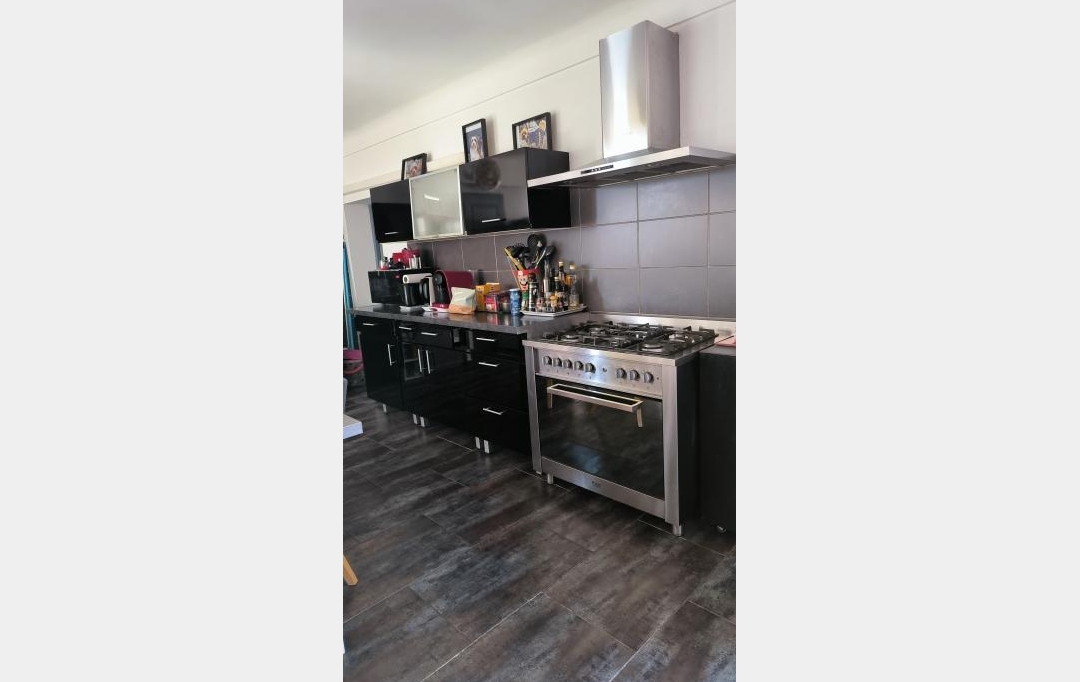 La Nerthe immobilier : Maison / Villa | MARIGNANE (13700) | 140 m2 | 1 200 € 