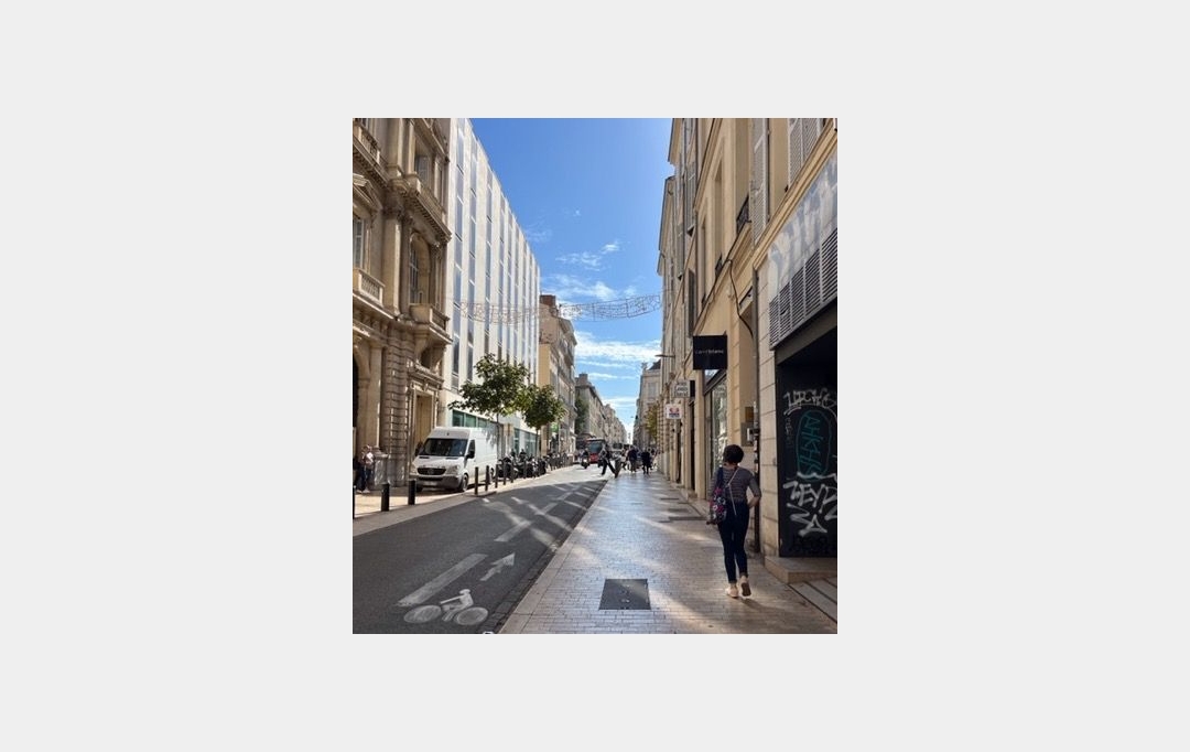 La Nerthe immobilier : Commerces | MARSEILLE (13006) | 95 m2 | 95 000 € 